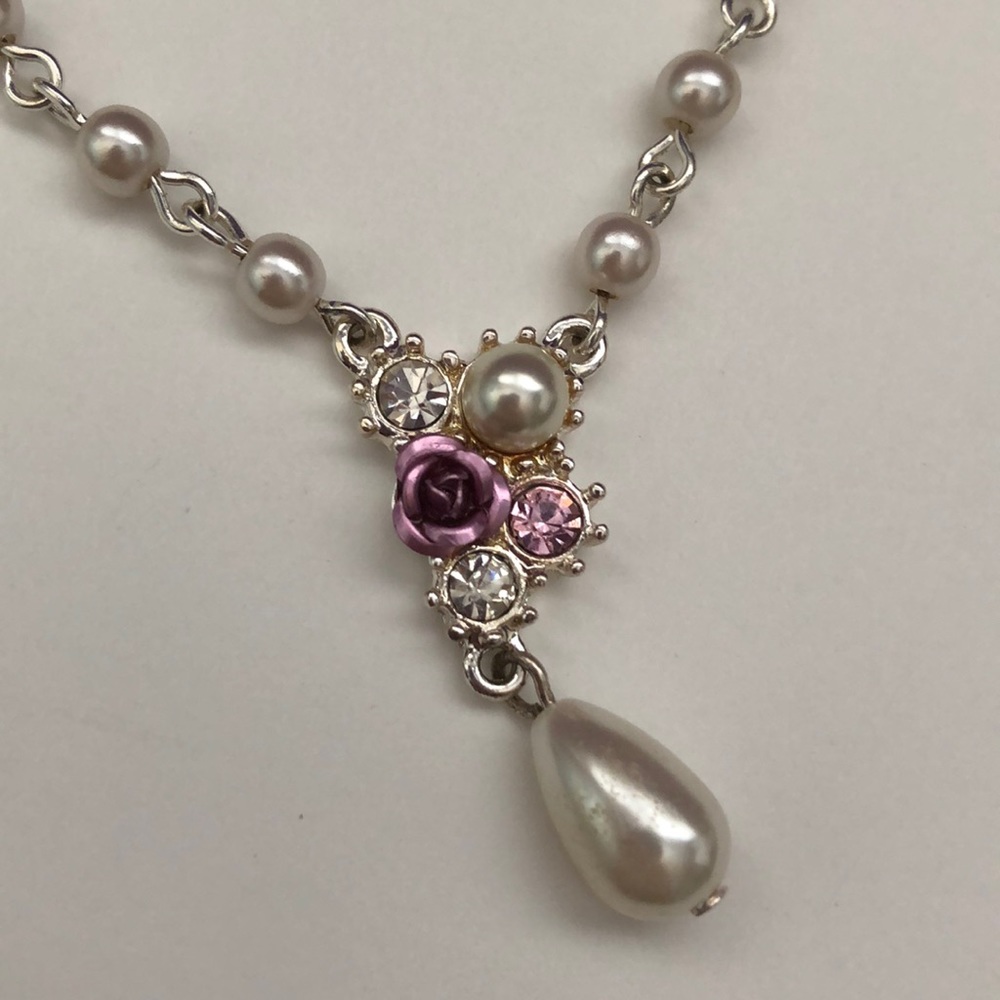 Purple Rose Pearl Necklace